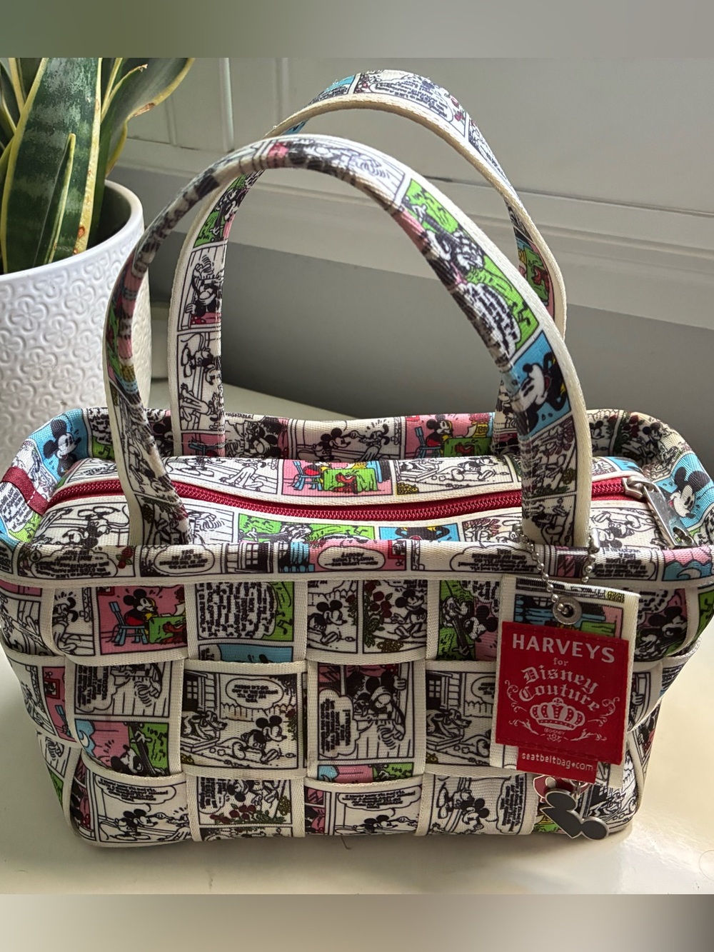 Harveys Disney Comic Strip Woven Shoulder Bag in Multicolor